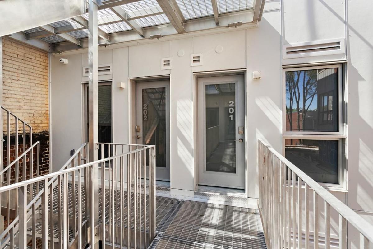 Habitat — Photos 1